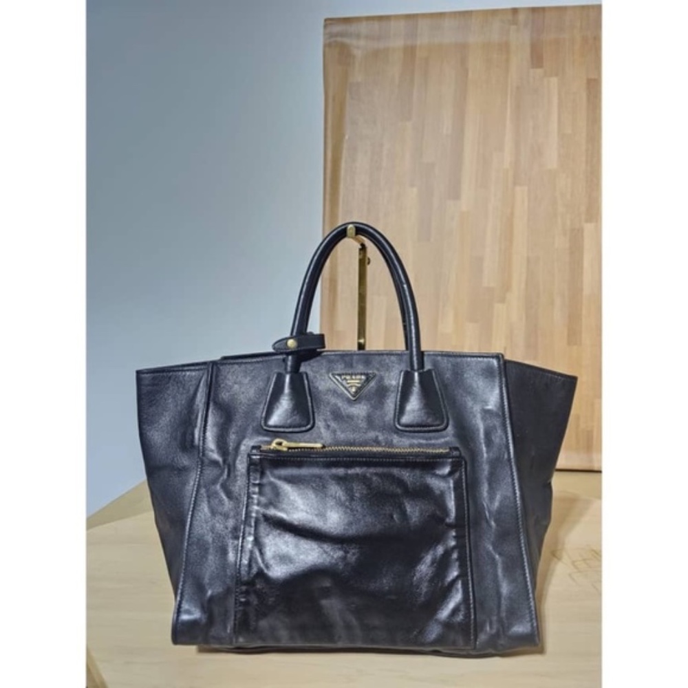 Authentic PRADA Vitello Daino Shopping Tote & Front Pocket Nero Black - Picture 15 of 15